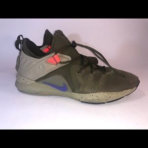 Nike Zoom Train Command AO0844-342 Size 10.
